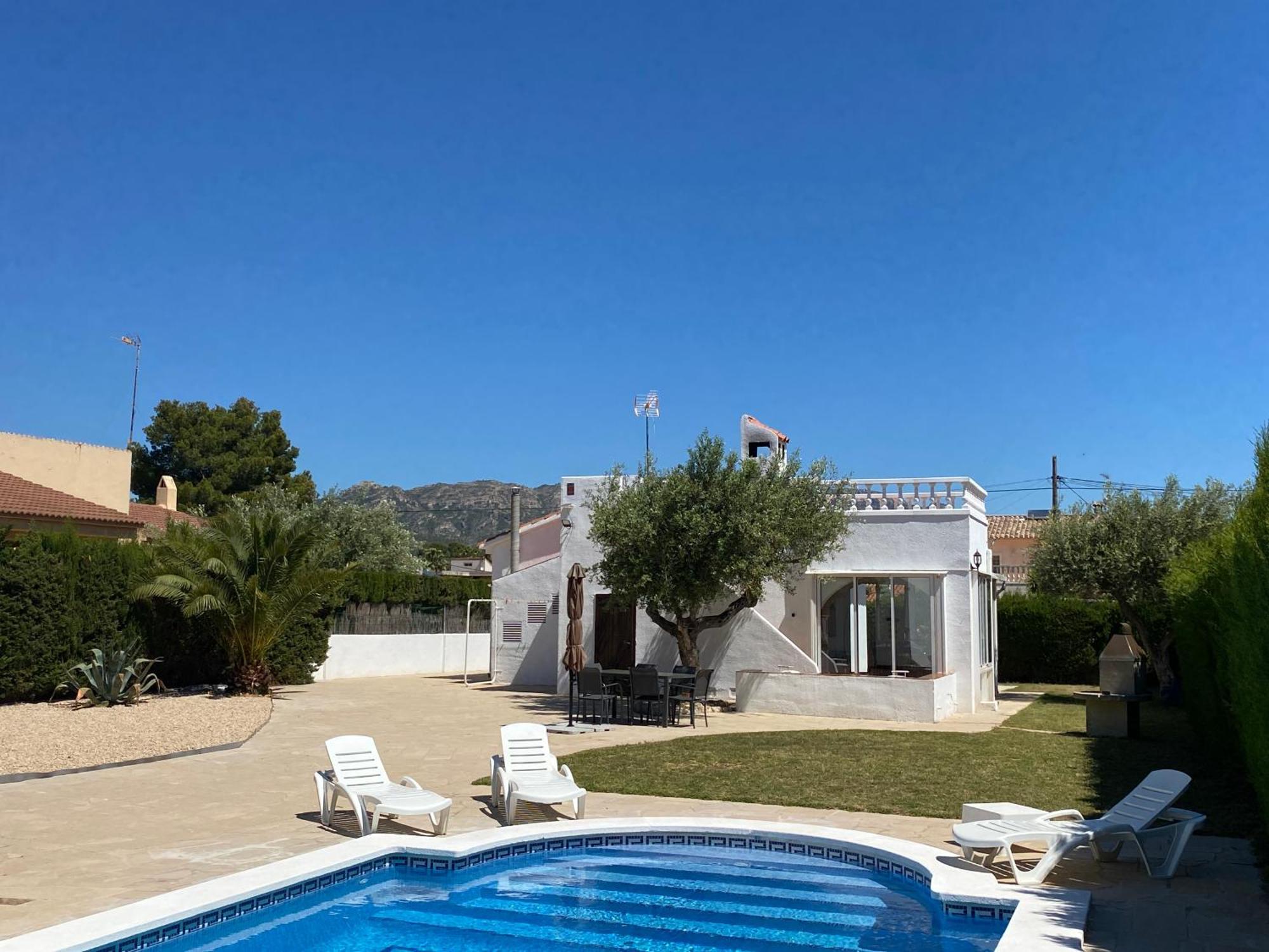 Villa Caramonte, En Costa Dorada Les Tres Cales Exterior photo